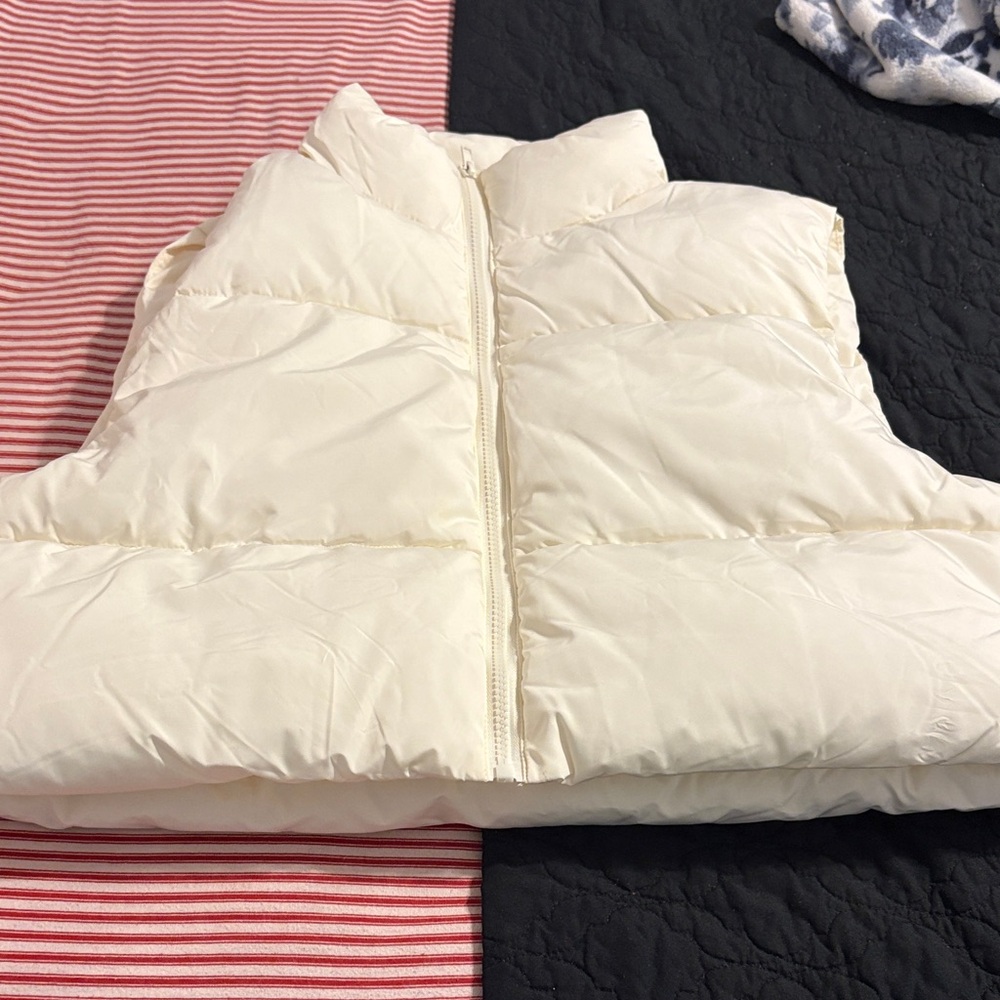 Forever 21 Ivory Quilted Vest